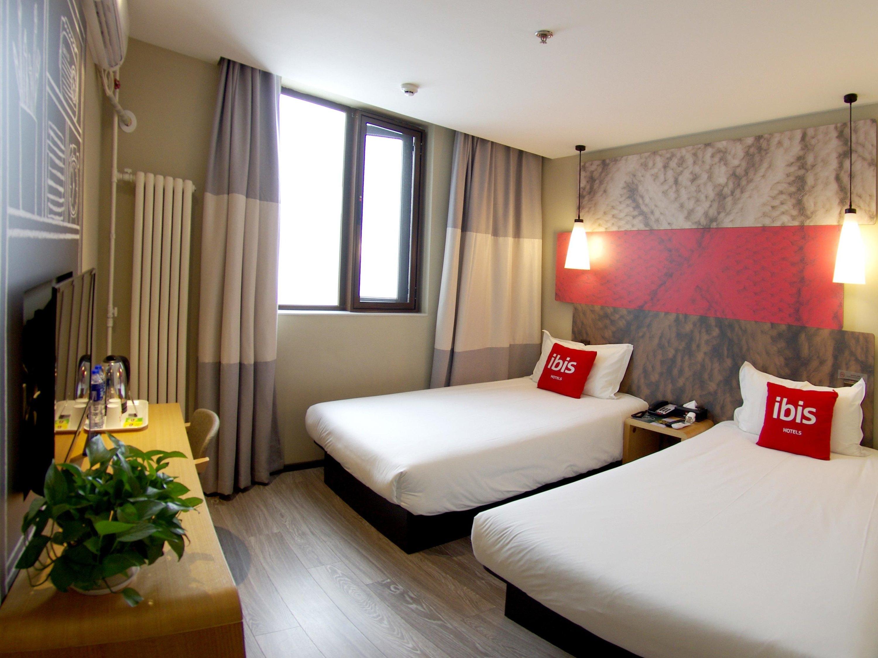 Ibis Beijing Tiantandongmen Metro Station Hotel Exterior foto